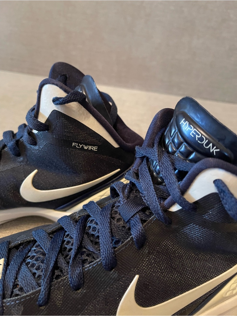 Nike Hyperdunk Flywire Basketball Shoes Women’s 9